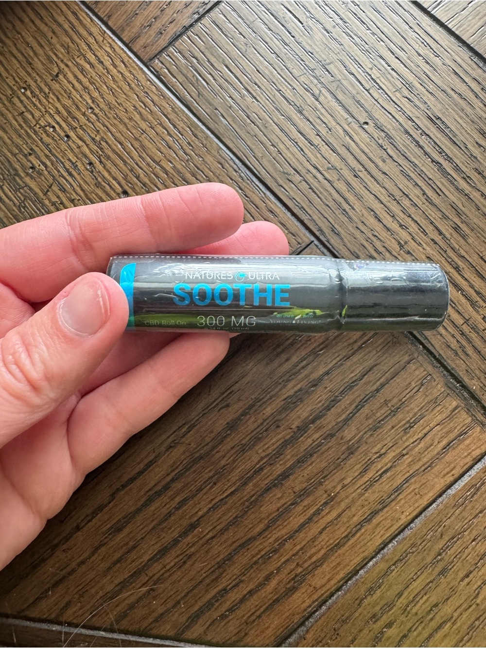 Young Living Soothe Roller - Black with Blue Accents